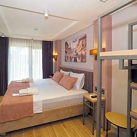 Diamond Hotel 3*